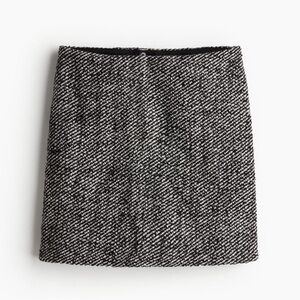 Woven skirt